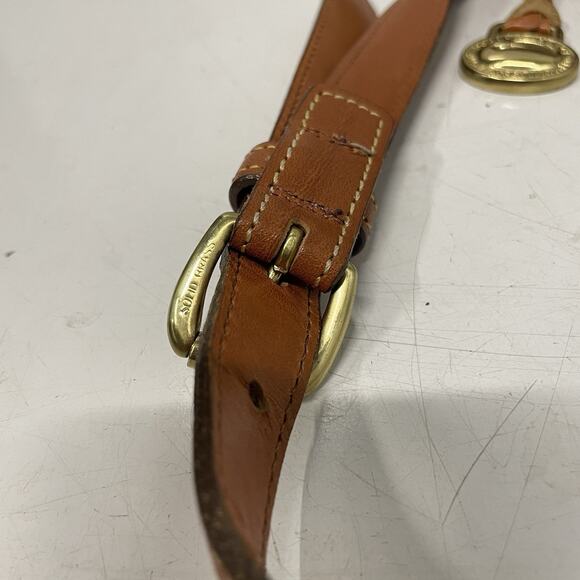 VTG DOONEY & BOURKE White Brown All-Weather Leather Pebble Crossbody Bag 8”x8” - Picture 4 of 12